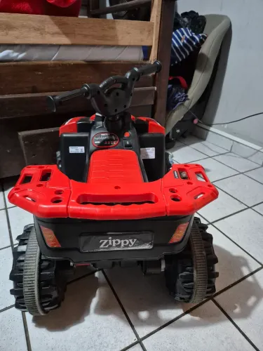 quadriciclo infantil elétrico