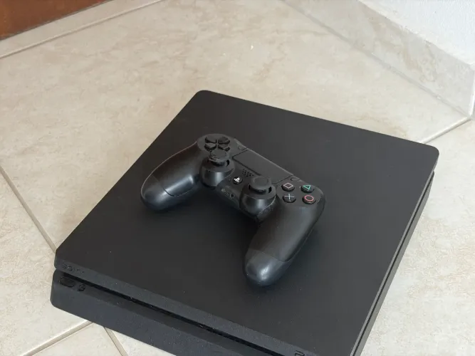 PS4 Slim + 1TB