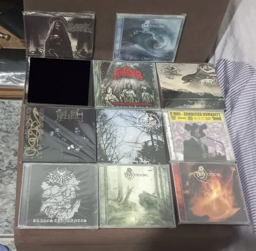 CDs, Black, death, Grind Seminovos.