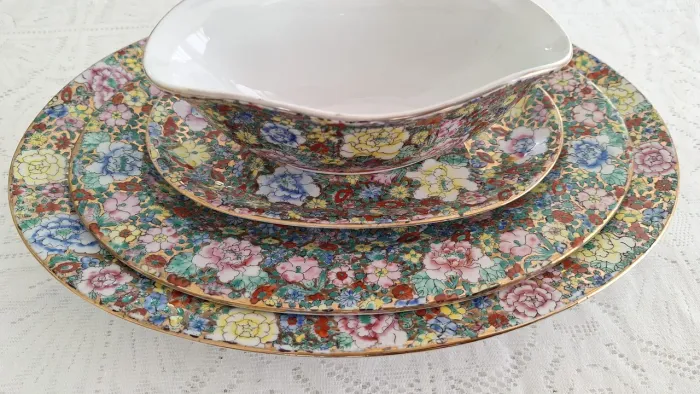 Aparelho de jantar antigo Porcelana Chinesa Macau Mil Flores- Lotus Blooms
