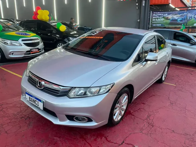 Honda Civic Sedan LXS 1.8/1.8 Flex 16V Aut. 4P 2013