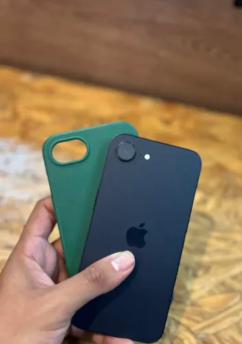 iPhone 16E