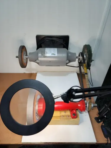 Máquina de afiação 