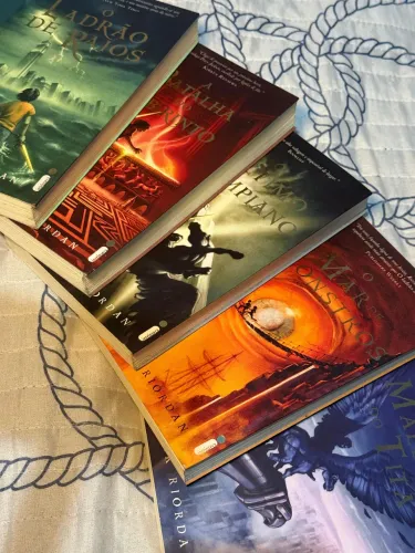 PERCY JACKSON & OS OLIMPIANOS