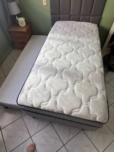 Cama de solteiro