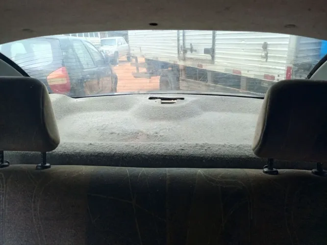 Renault Clio Sed. Privilège Hi-flex 1.6 16V 4P 2005