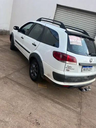 Fiat Palio Weekend Trekking 1.4 Fire Flex 8V 2011