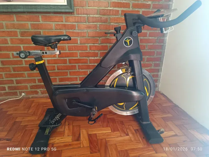 Bicicleta Spinning Profissional