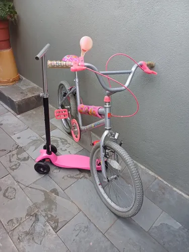 Vende-se kit bicicleta + patinete 