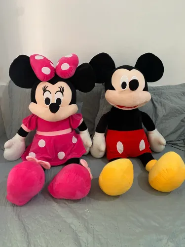 PELÚCIA MICKEY e MINIE 1 METRO
