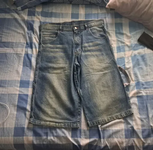 bermuda baggy jeans detonados hiphop 2000s