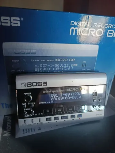 Gravador digital boss BR MICRO