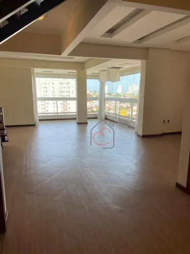 Cobertura com 3 dormitórios à venda, 147 m² por R$ 750.000,00 - Glória - Macaé/RJ
