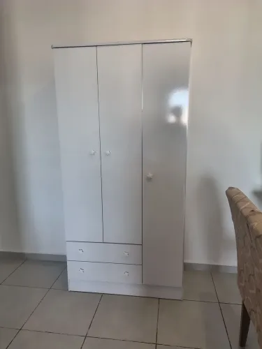 Guarda roupa infantil 