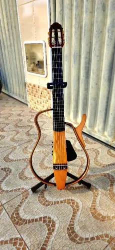 VENDO VIOLÃO YAMAHA SILENT 130N TUDO ORIGINAL