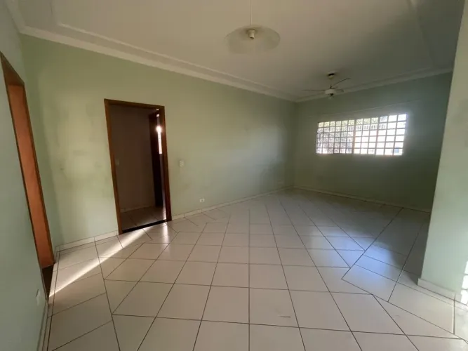 Casa para Locação em Presidente Prudente, Parque São Matheus, 2 dormitórios, 2 banheiros,