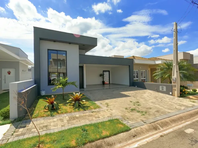 Casa 150m2 no Condomínio Jardim de Mônaco, 3 Dormitórios, 1 Suíte, Cozinha Americana, Área