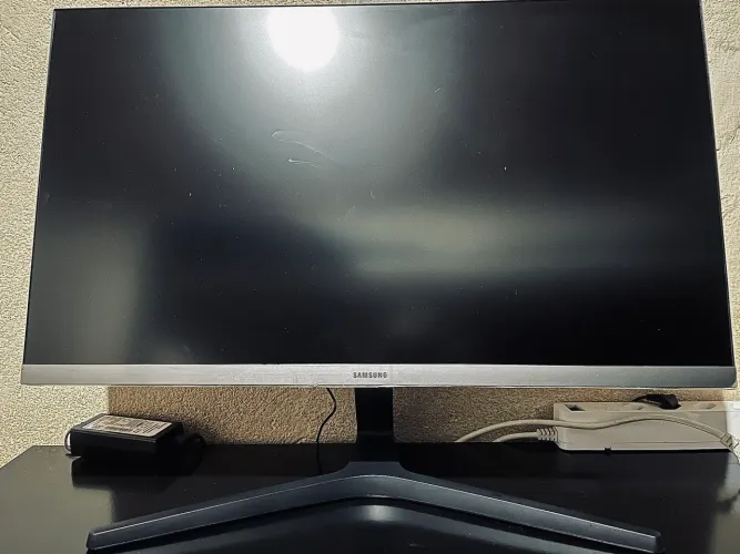 Monitor Samsung UR550 4K 28 polegadas