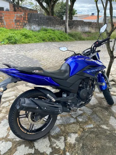 Moto Fazer 250