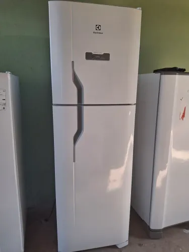 GELADEIRA ELECTROLUX 400 LITROS