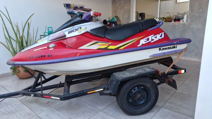 Jet Ski Kawasaki ZXI 1100