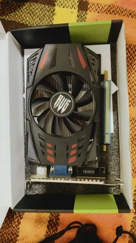 GTX 550 TI 2GB ZERA POUCO USADO