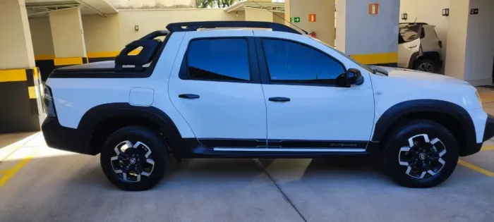 Renault Duster Oroch Outsider 1.3tce Flex Aut. 2023