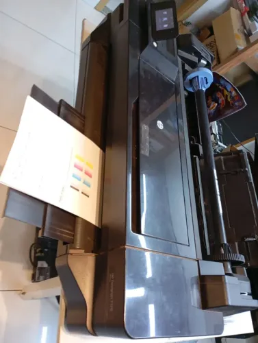 Plotter HP DesignJet T120 - Oportunidade (Repasse ou Pronta para Uso)