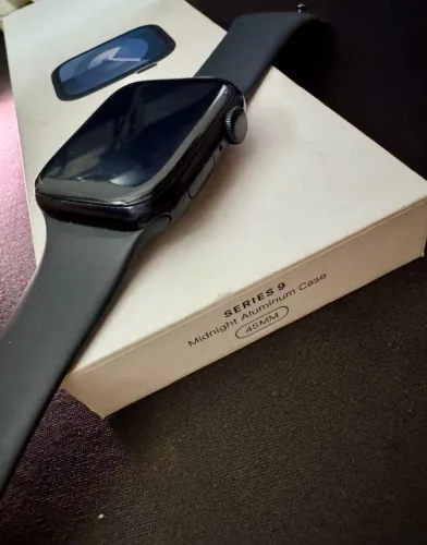 Apple Watch 9 - 45mm