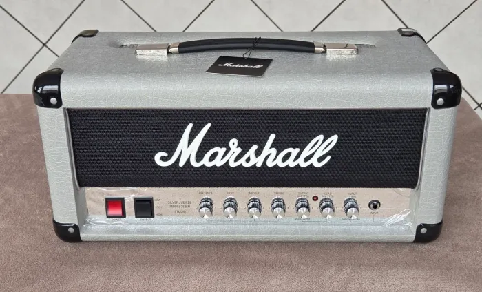 Amplificador Marshall 2525h Jubilee (zerado)