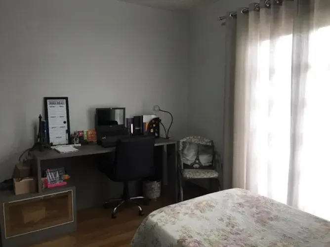 mesa de escritorio , escrivaninha