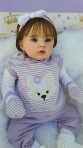 Bebê reborn linda e realista