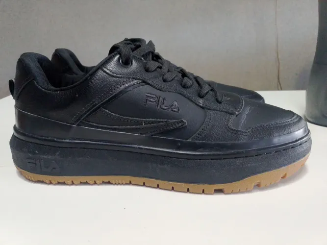 TENIS FILA COURO ORIGINAL N.41