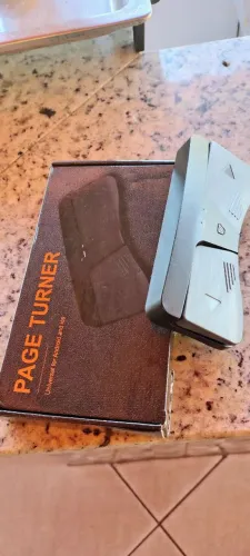 Page Turner Bluetooth