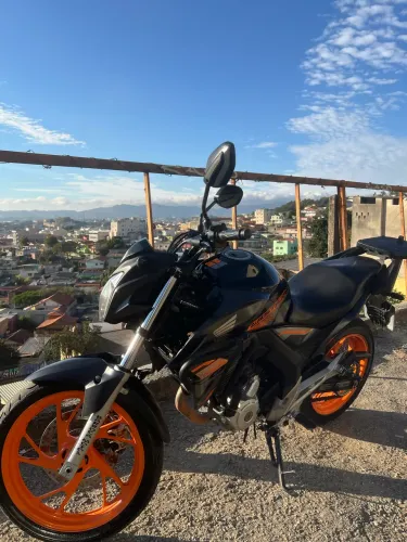 TWISTER 250 Abs