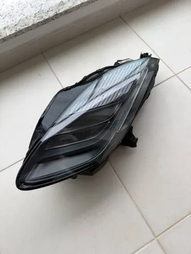 Farol Jaguar F-Type | Lado Esquerdo