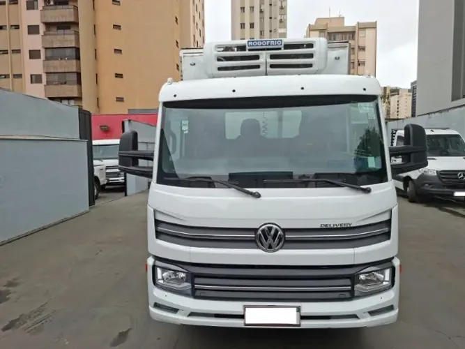 VW DELIVERY 11.180 2025 CÂMARA FRIA R$ 480.000,00