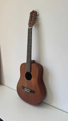 Violão tagima