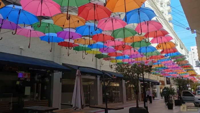 Sala Comercial para Locação em Balneário Camboriú, Centro, 1 banheiro