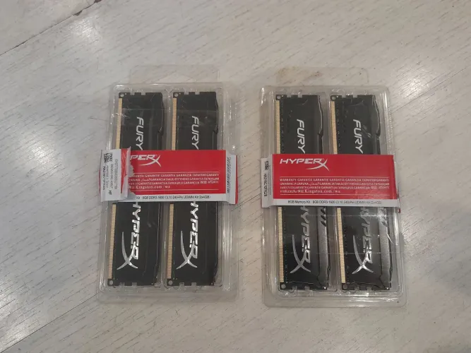 2x4gb cada kit de ddr3 ram para desktop 70$ cada hyperX