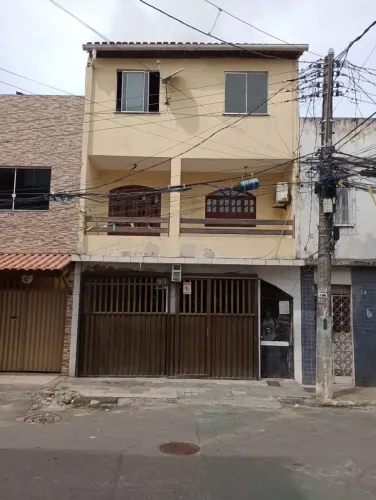 OPORTUNIDADE Casa ampla com garagem Cidade Nova !