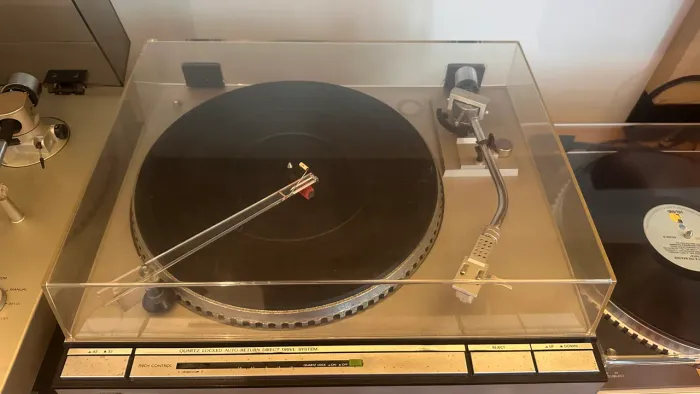 Toca Discos JVC QL-A5 Quartz Lock