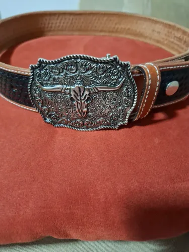 Cinto couro com fivela Rodeo Store 91 X 3,5 cm