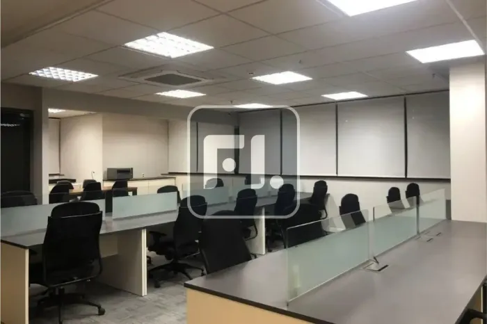 Escritório para aluguel e venda com 300 metros quadrados em Pinheiros - São Paulo - SP