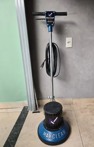 Enceradeira Industrial Max Clean h300 para lavar pisos
