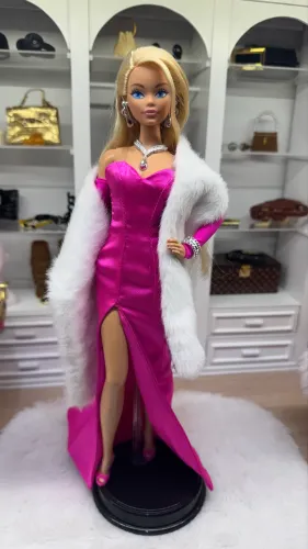 Barbie Pink Gala Odile - ler anúncio
