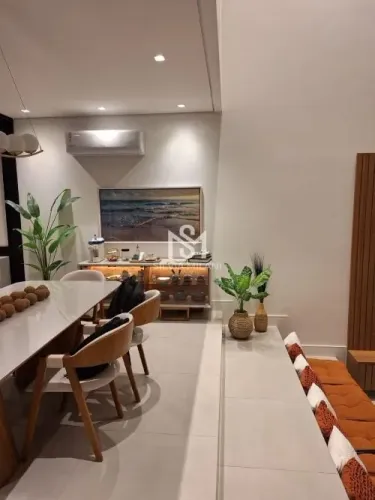 Condomínio Villa dos Pinheiros - Sobrado mobiliado para venda no Condomínio Villa dos Pinh