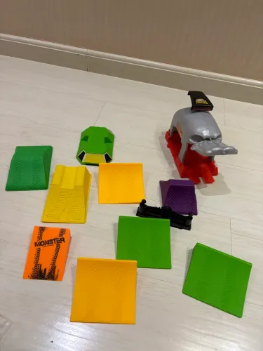 Rampas e impulsionador Monster Trucks