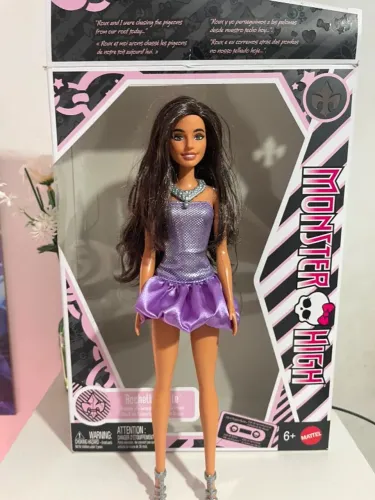 Boneca Barbie Fashionista