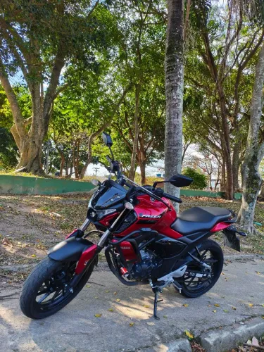 Moto supernova, nada para fazer. Somente 9 mil km rodados.